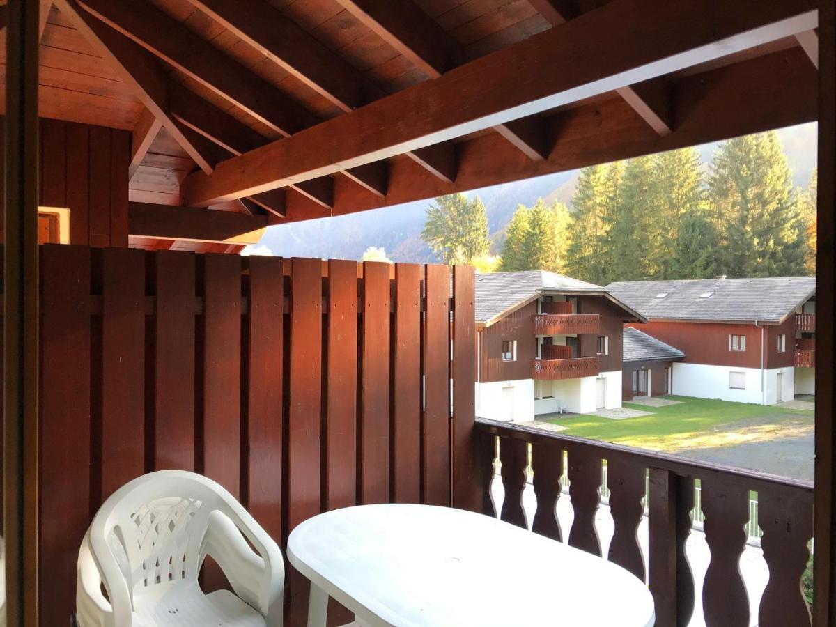 Studio Mansarde Avec Balcon, Piscine Et Parking Souterrain A Samoens - Fr-1-629-92 Exterior foto